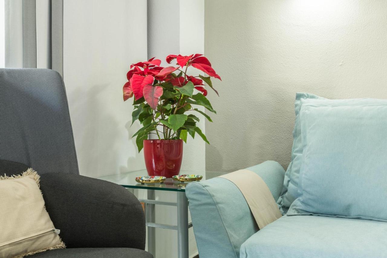 Apartamento Soraya Playa Del Aguila  Екстериор снимка